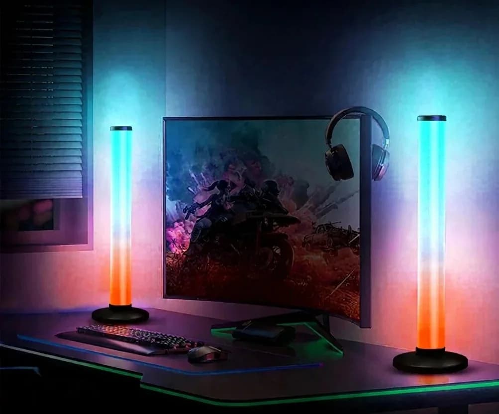 Namizna svetilka RGB 360 stopinj z odzivom na zvok, upravljanjem prek aplikacije in daljinskim upravljalnikom