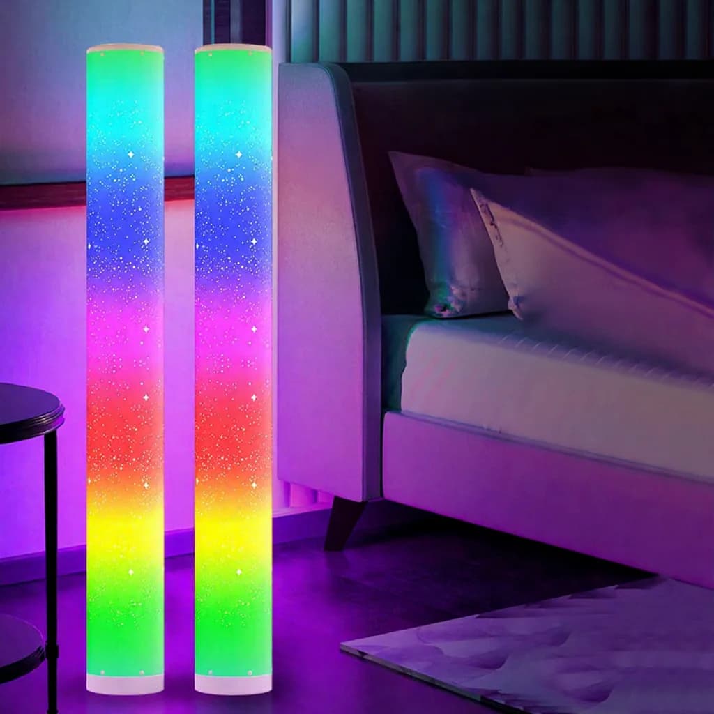 RGB LED talna svetilka z zvezdnatim učinkom in daljinskim upravljalnikom