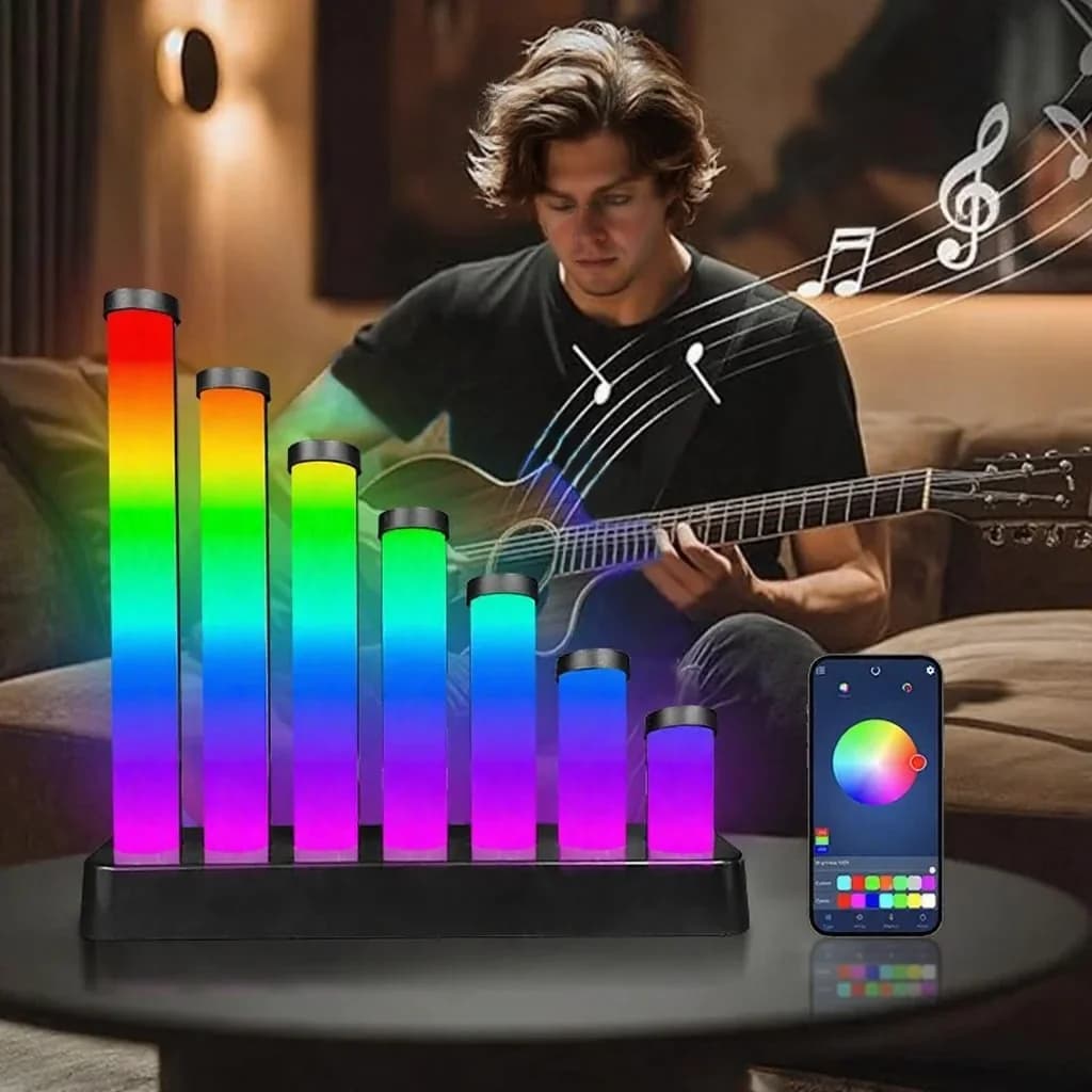 RGB LED namizna svetilka, odzivna na zvok, z upravljanjem prek aplikacije