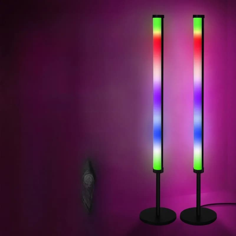 RGB LED namizna atmosferska svetilka s sinhronizacijo glasbe in upravljanjem prek aplikacije