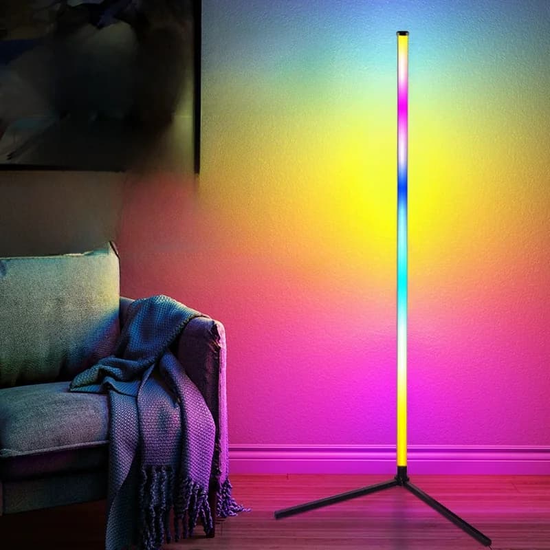 Talna svetilka RGB s sinhronizacijo glasbe, daljincem in upravljanjem prek aplikacije
