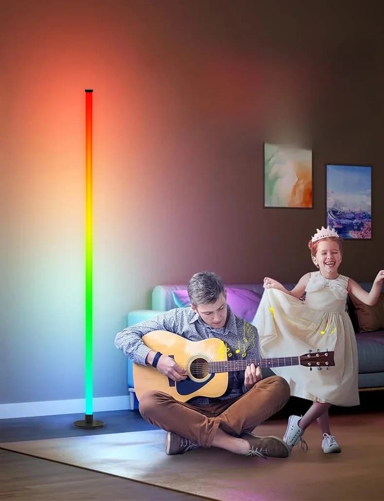 RGB LED talna svetilka z upravljanjem prek aplikacije za dnevno sobo